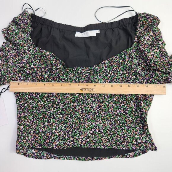 ASTR the Label Long Ruched Sleeve Livie Top in black green Ditsy Size Large NEW - Picture 15 of 16